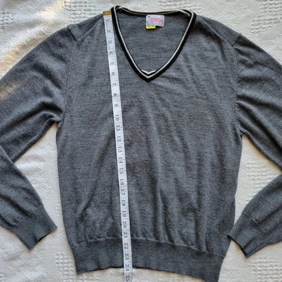 J.Lindeberg  Grey V- Neck wool Long-sleeved Sweater - Picture 12 of 13